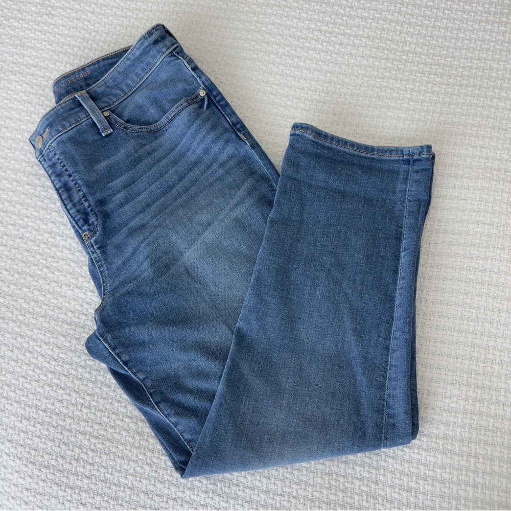 Chico's Blue so slimming Crop slim leg Jeans